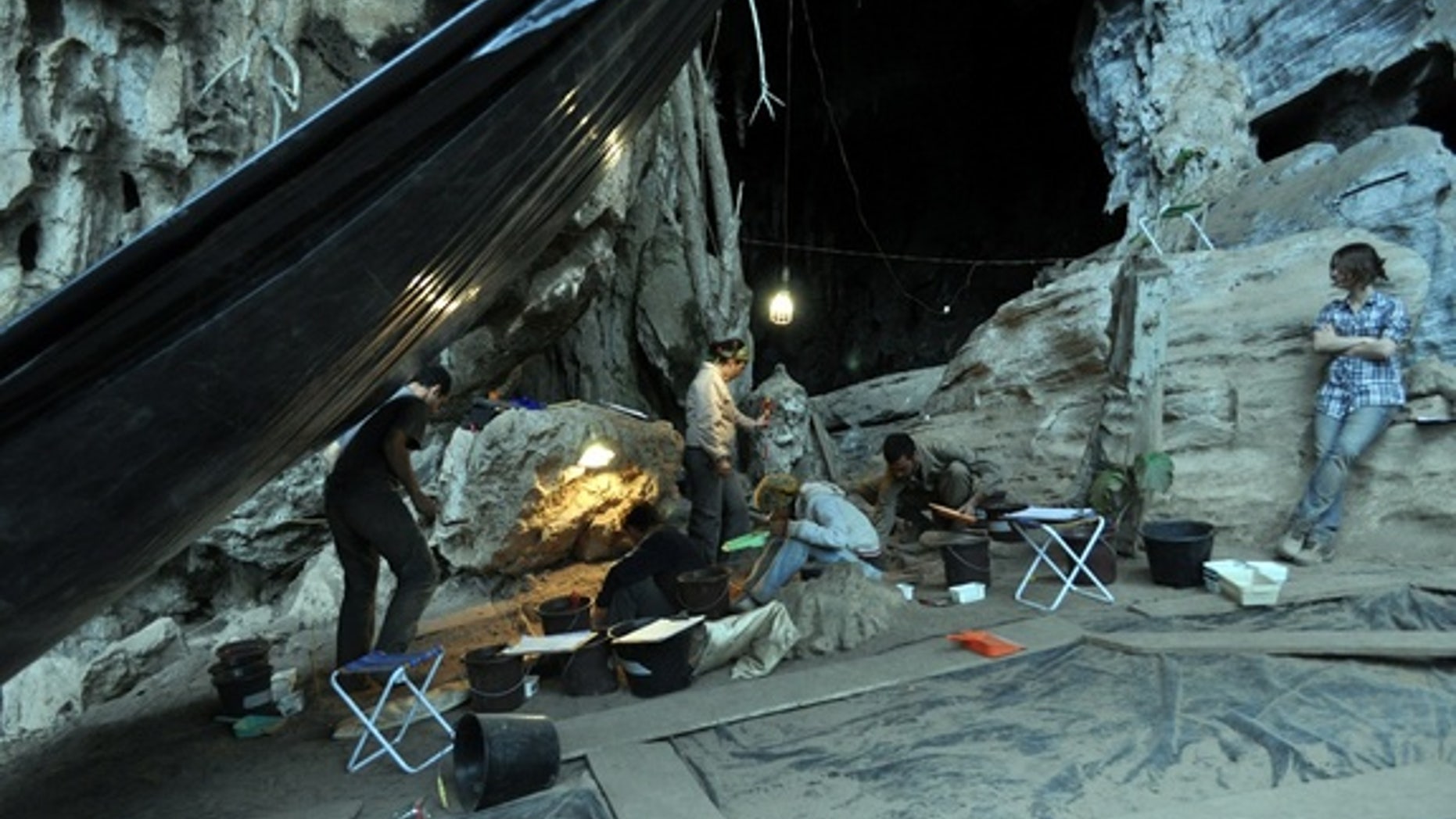 The archaeologists spent several field seasons at Lapa do Santo, excavating the burials.