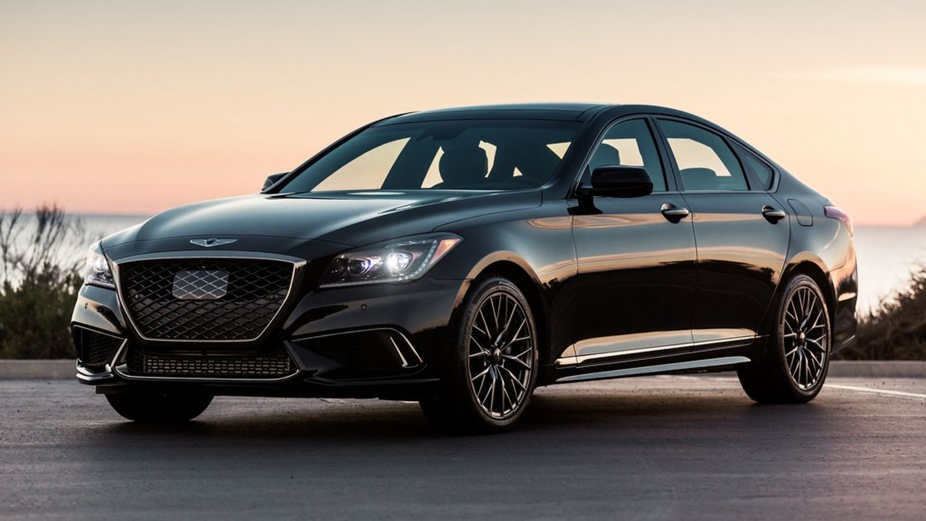 GENESIS DEBUTS 2018 G80 SPORT TRIM WITH 3.3-LITER TURBOCHARGED ENGINE AND PERFORMANCE STYLING