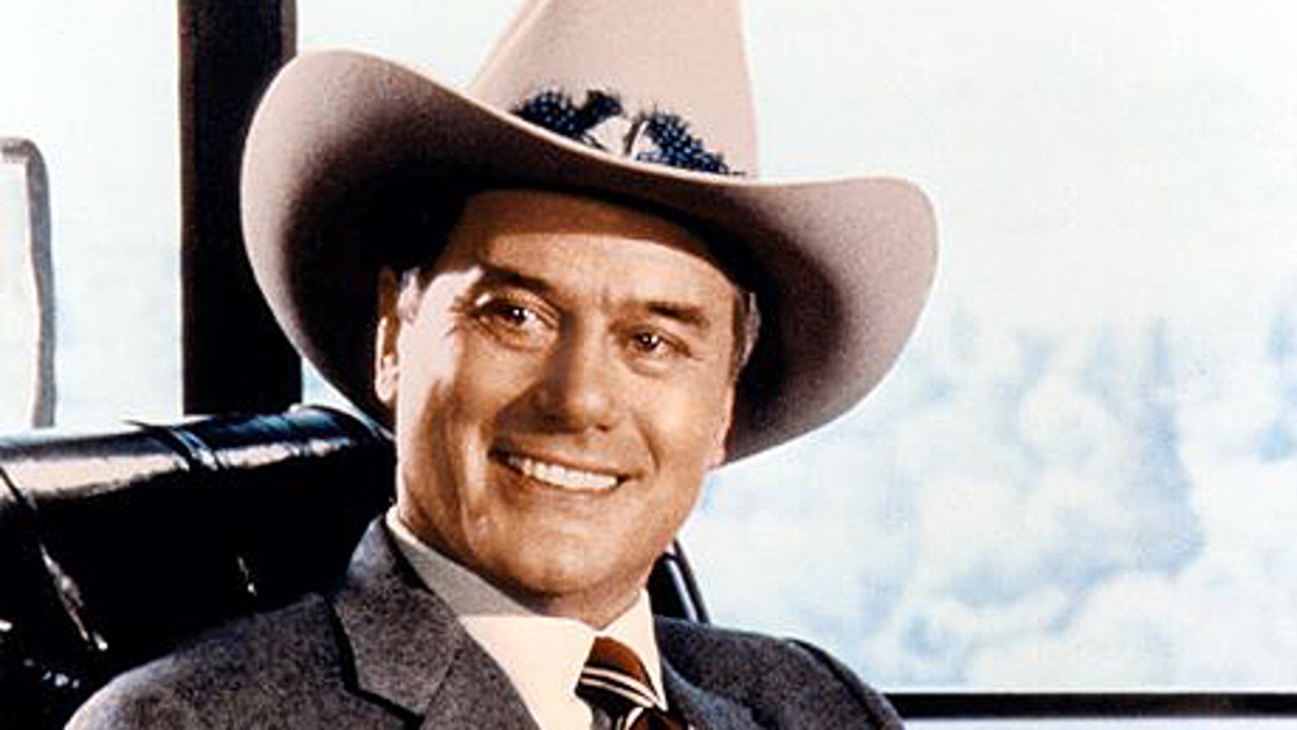 Larry Hagman and 'Dallas' helped end communism in Romania ...