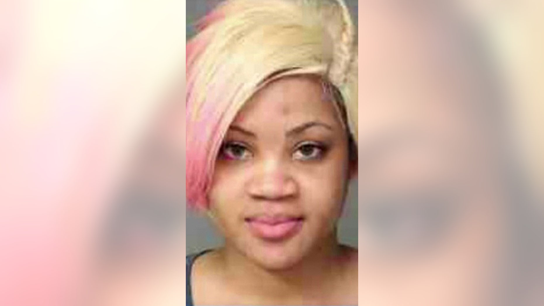 Bronx woman Latonia Shelecia Stewart used obituaries to rob families attending their loved one's funerals, according to police.