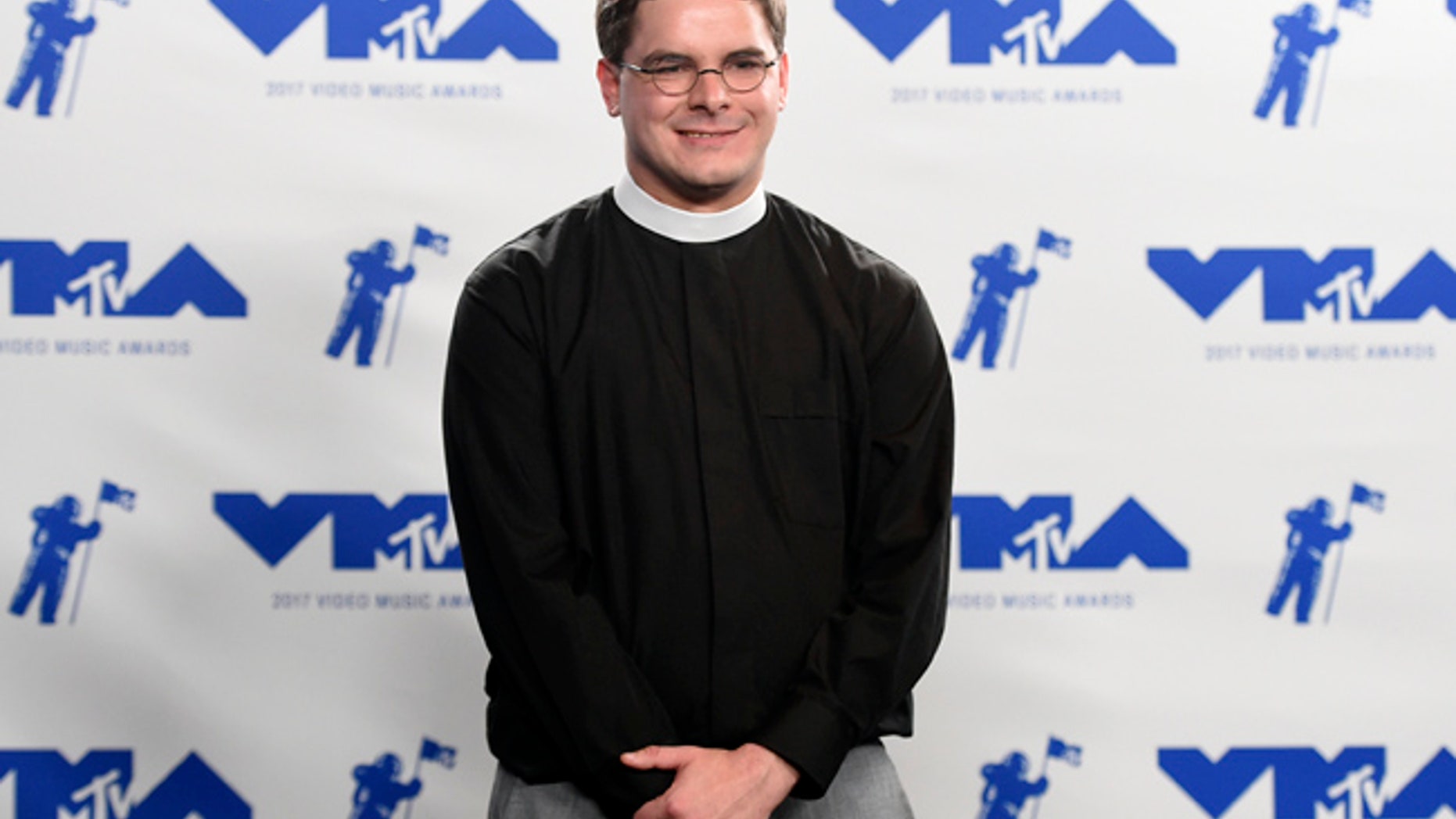 Rev. Robert Wright Lee, a descendant of Confederate Army Gen. Robert E. Lee, poses in the press room at the MTV Video Music Awards.