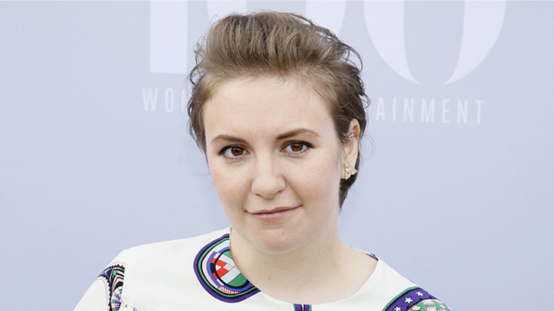 Lena Dunham has cancelled a tour due to illness.