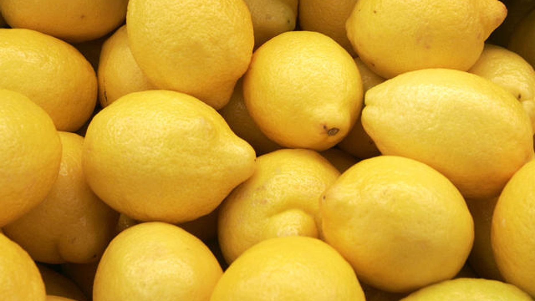 Lemons are shown in the produce section at the K+G Food Mart in Detroit, Monday, May 8, 2006. (AP Photo/Carlos Osorio)