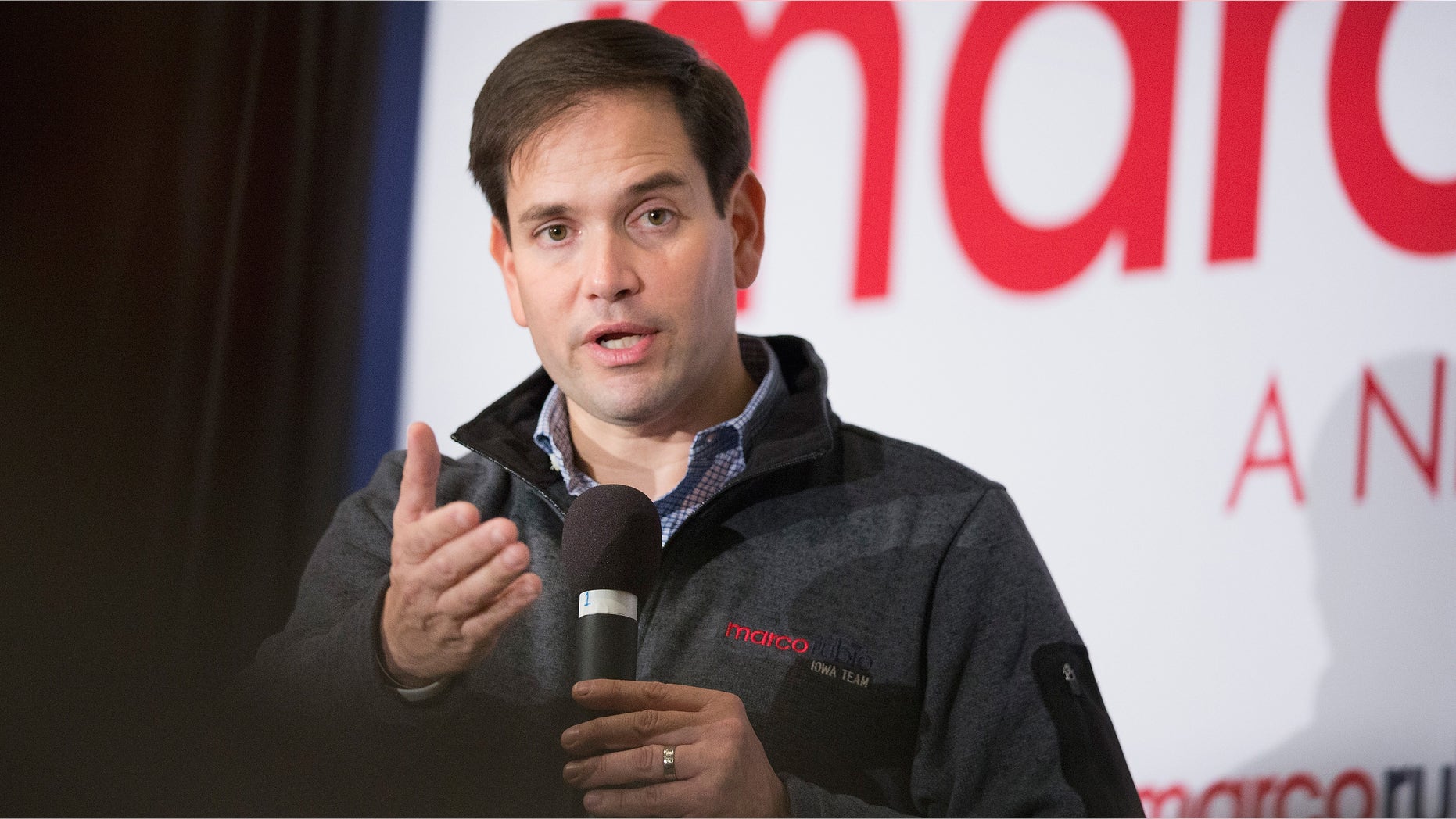 CEDAR RAPIDS, IA - NOVEMBER 21: Republican presidential candidate Sen. Marco Rubio (R-FL) speaks to guests during a town hall meeting on November 21, 2015 in Cedar Rapids, Iowa. (Photo by Scott Olson/Getty Images)