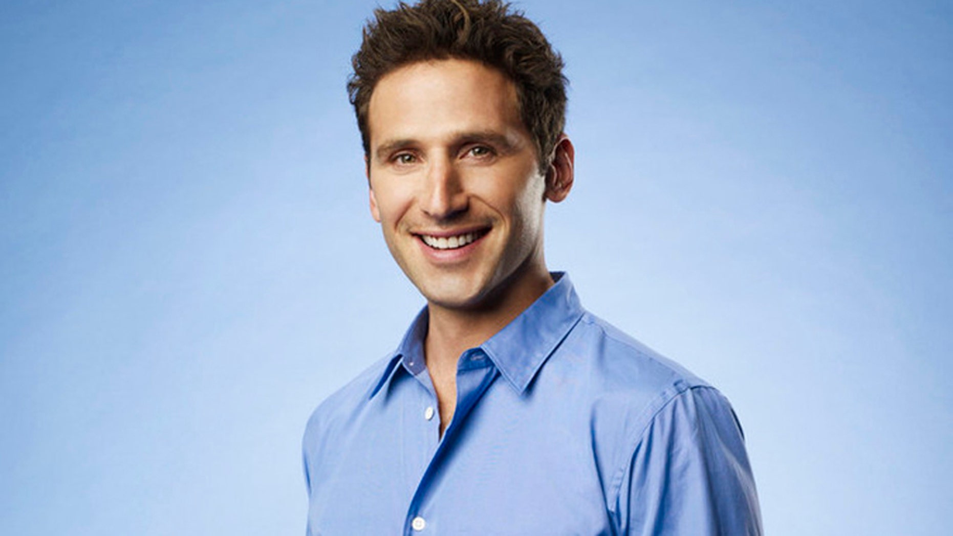 Mark Feuerstein as Dr. Hank Lawson on "Royal Pains."