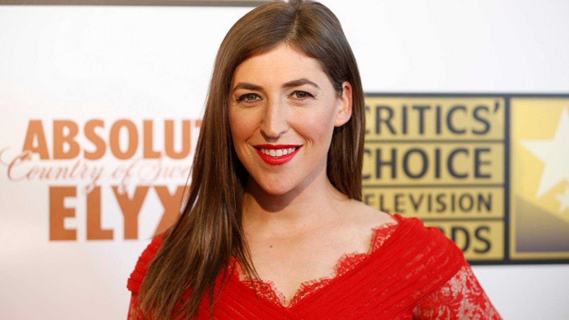 Mayim Bialik sounded off on mothers who are competitive and asked for women to come together and support one another.