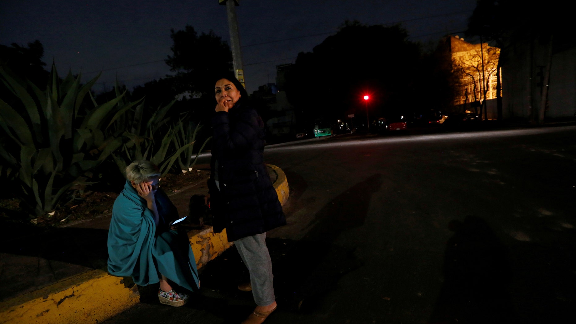 mysterious lights appear in mexico sky during massive mexico earthquake lights in sky