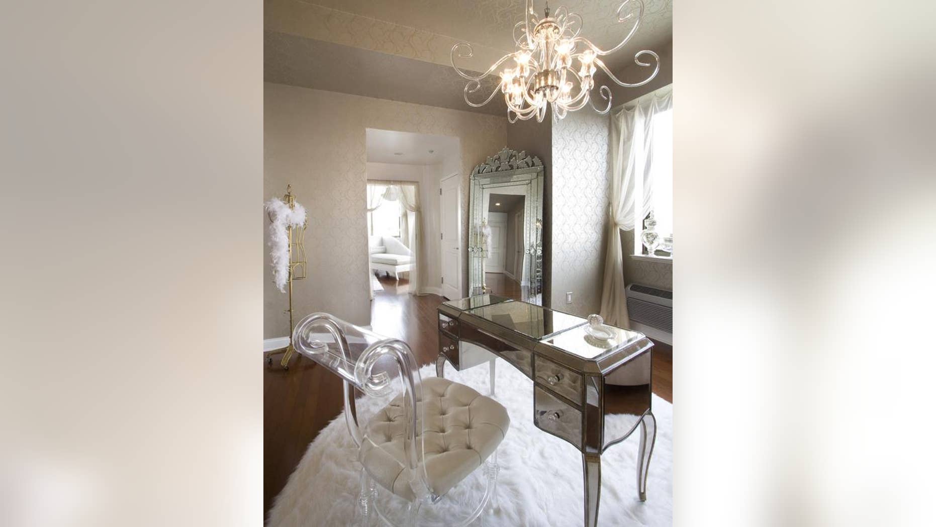The Do S And Don Ts Of Decorating With Mirrors Fox News