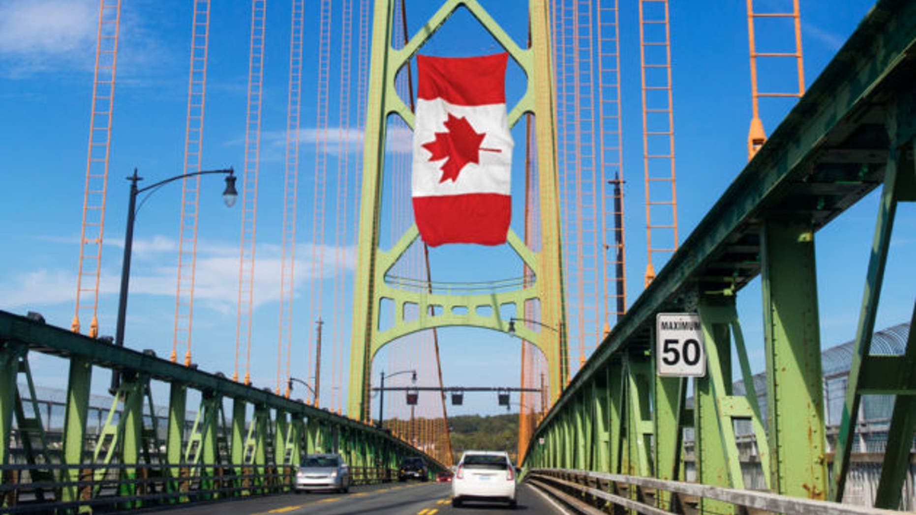 move-to-canada-brige