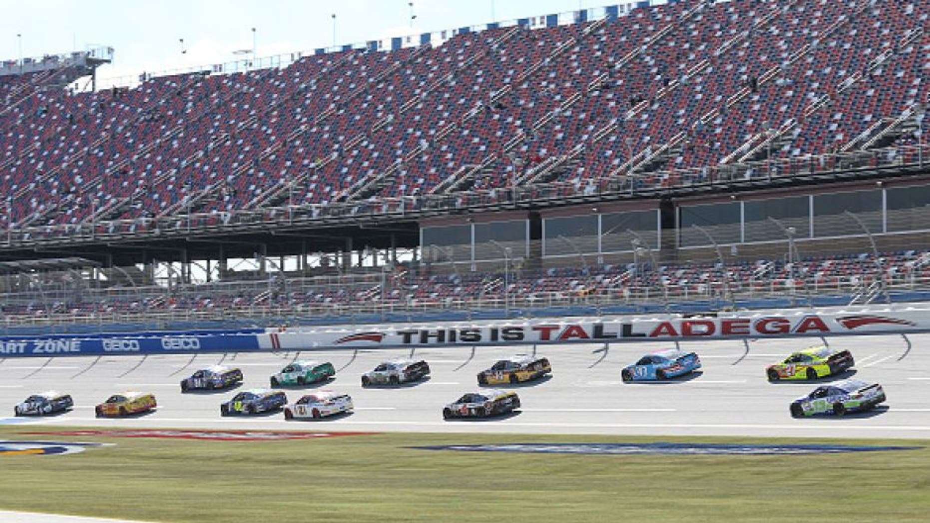 TALLADEGA, AL - OCTOBER 21: Chase Elliott, driver of the #24 NAPA Auto Parts Chevrolet, leads a pack of cars during practice for the NASCAR Sprint Cup Series Hellmann's 500 at Talladega Superspeedway on October 21, 2016 in Talladega, Alabama. (Photo by Jerry Markland/Getty Images)