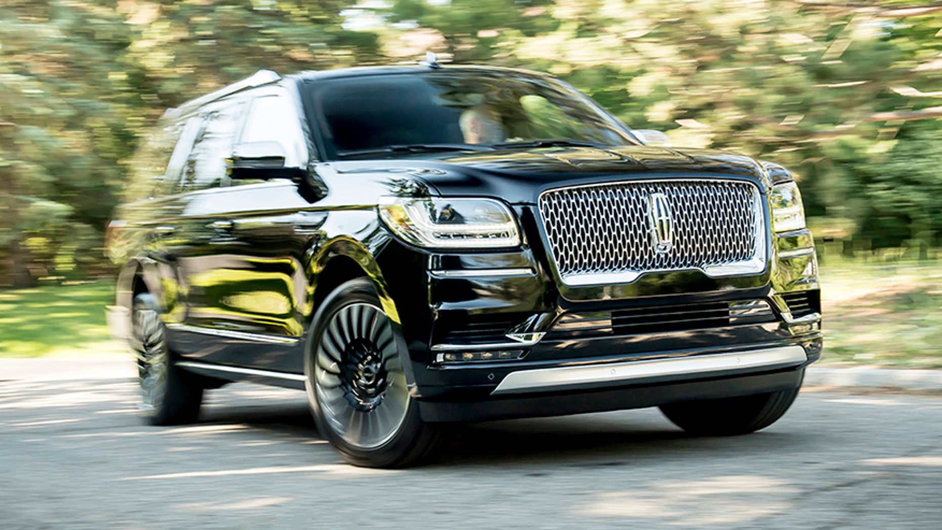 Ford Expedition and Lincoln Navigator fullsize hybrid SUVs coming in