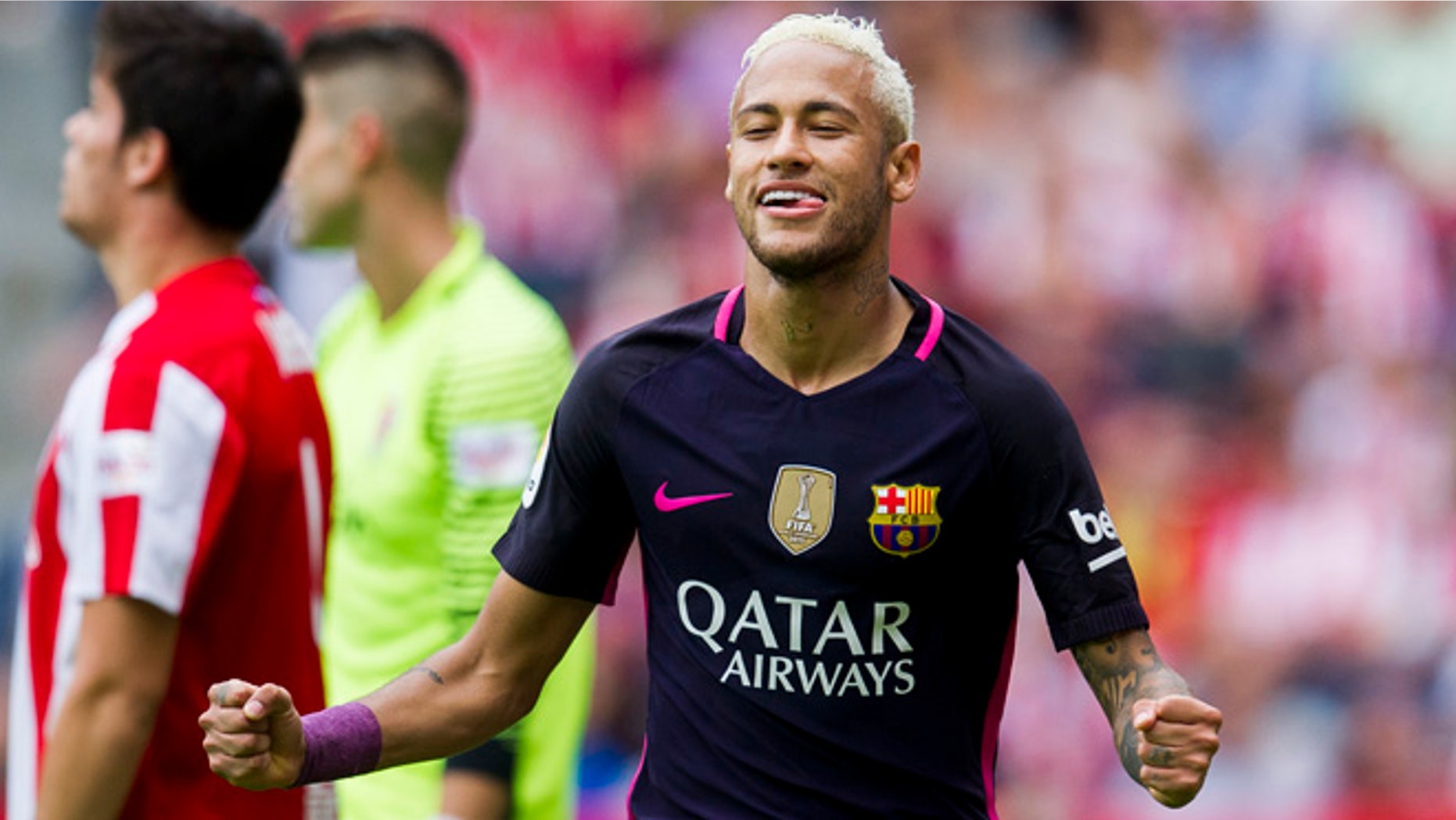 GIJON, SPAIN - SEPTEMBER 24: Neymar of FC Barcelona celebrates after scoring his team's third goal during the La Liga match between Real Sporting de Gijon and FC Barcelona at Estadio El Molinon on September 24, 2016 in Gijon, Spain. (Photo by Juan Manuel Serrano Arce/Getty Images)
