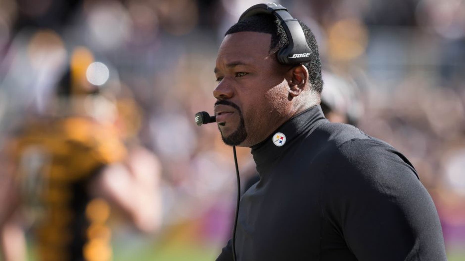 Oct 9, 2016; Pittsburgh, PA, USA; Pittsburgh Steelers linebacker coach Joey Porter on the sideline during the third quarter of a game against the New York Jets at Heinz Field. Pittsburgh won 31-13. Mandatory Credit: Mark Konezny-USA TODAY Sports