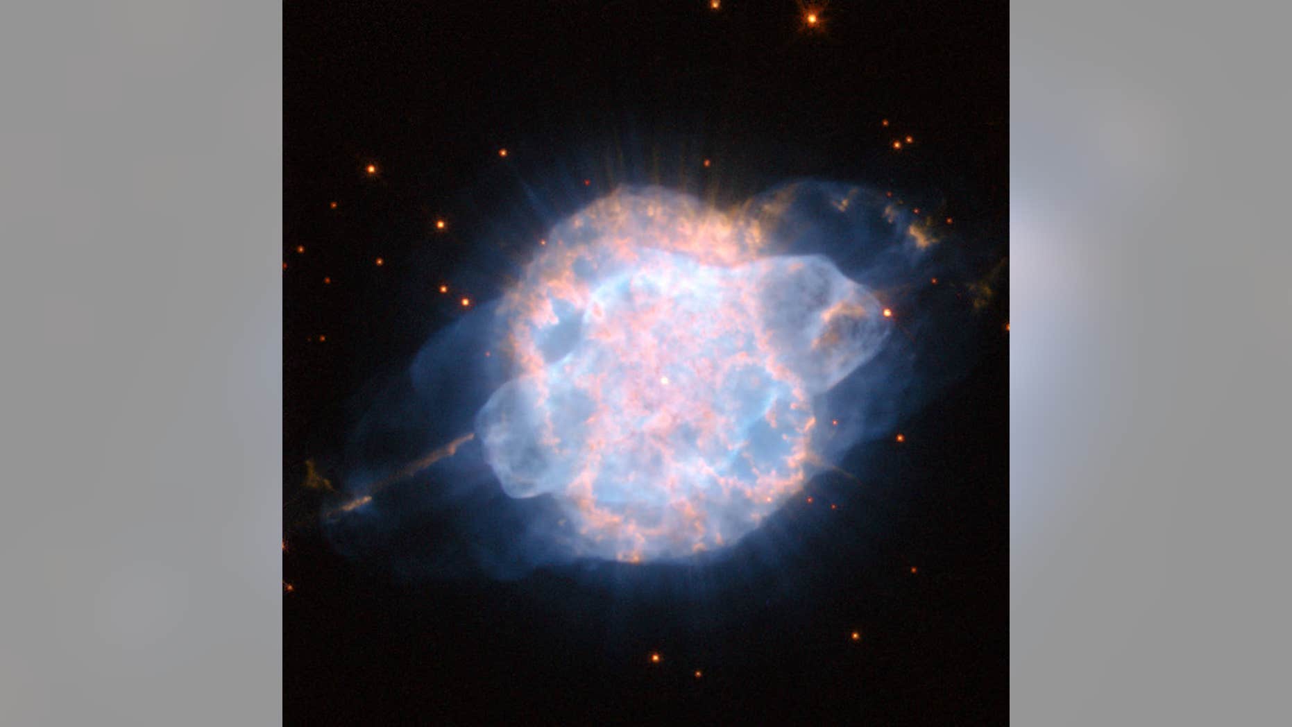 Planetary nebula NGC 3918 shines bright like a cosmic eye. It's found in the southern sky, within the constellation Centaurus.