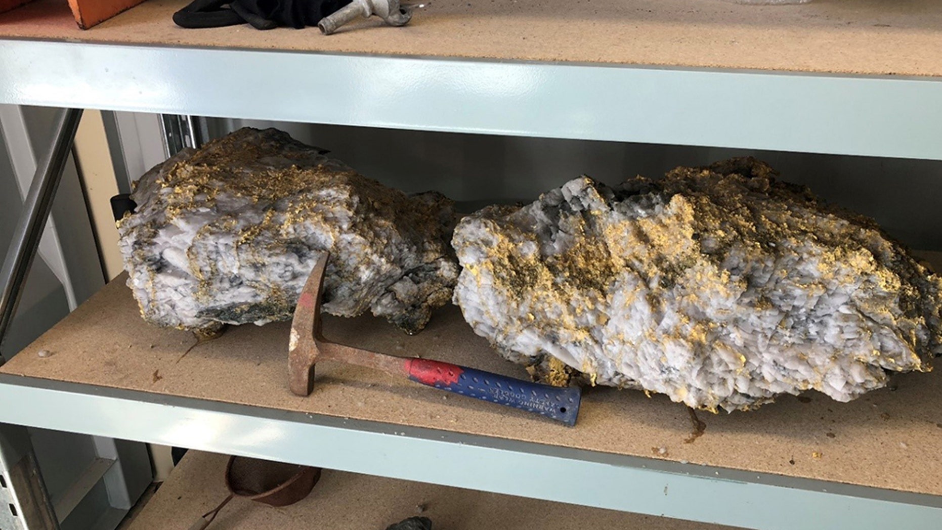 largest gold nugget ever found