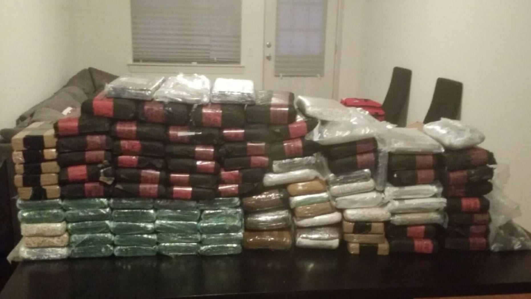 Nyc Authorities Seize Nearly 200 Pounds Of Fentanyl Worth 30 Million