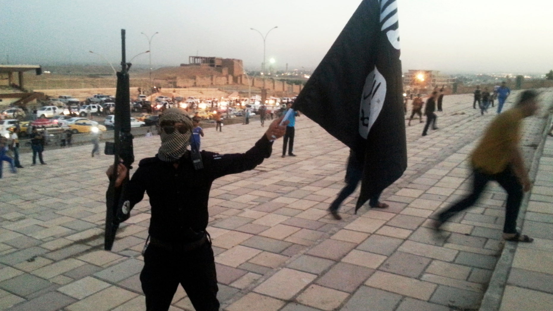 Foreign fighters who once joined ISIS in Iraq and Syria are now leaving the terror group.