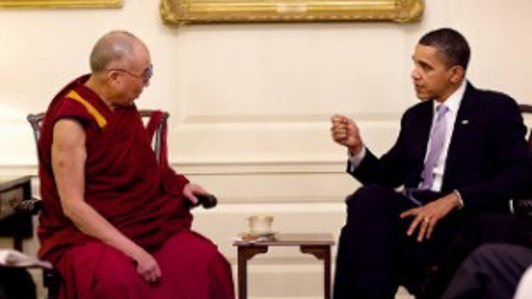 President Obama meets with the Dalai Lama. White House Photo.