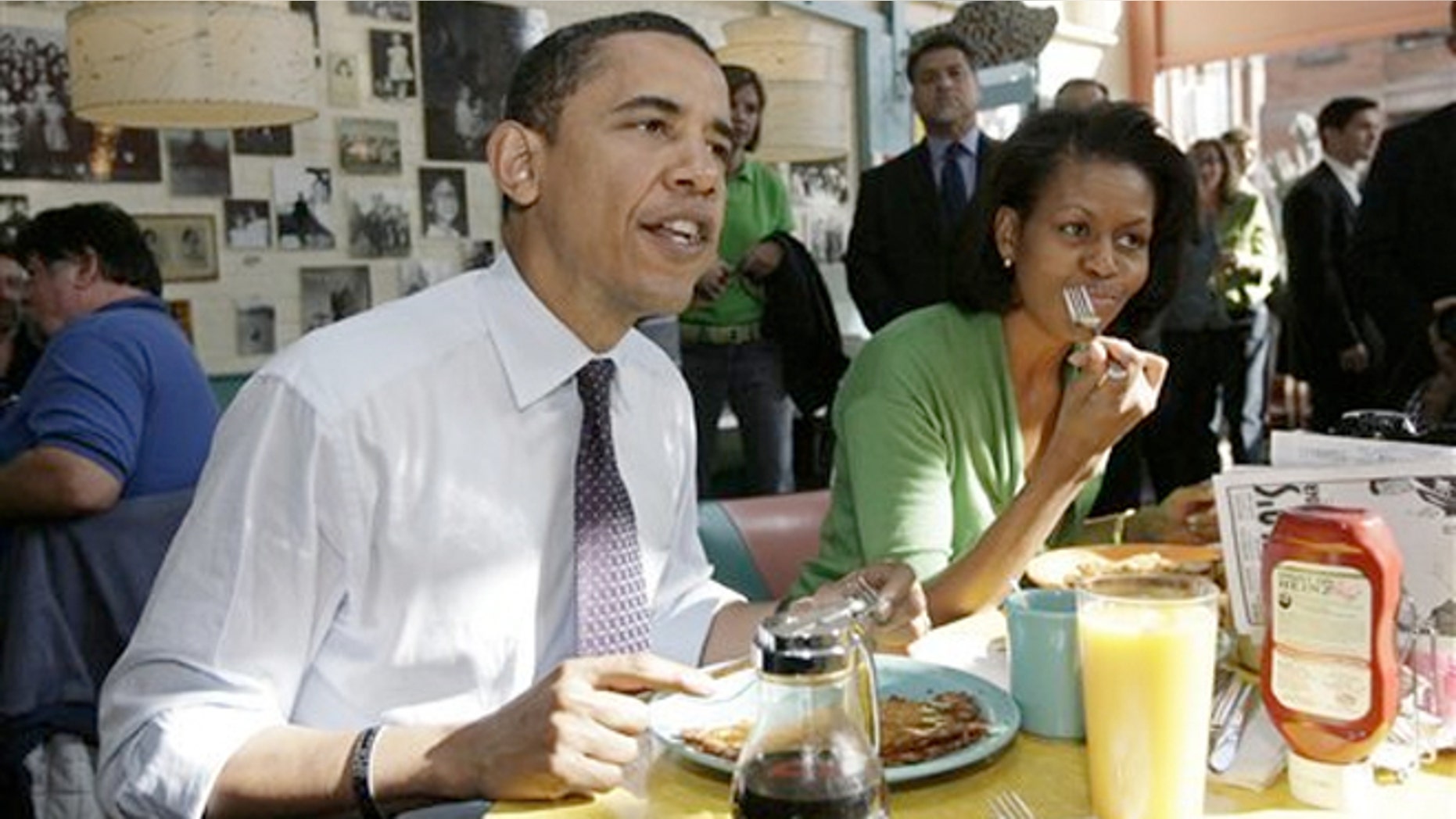 Obama eating pancakes on the campaign trail.