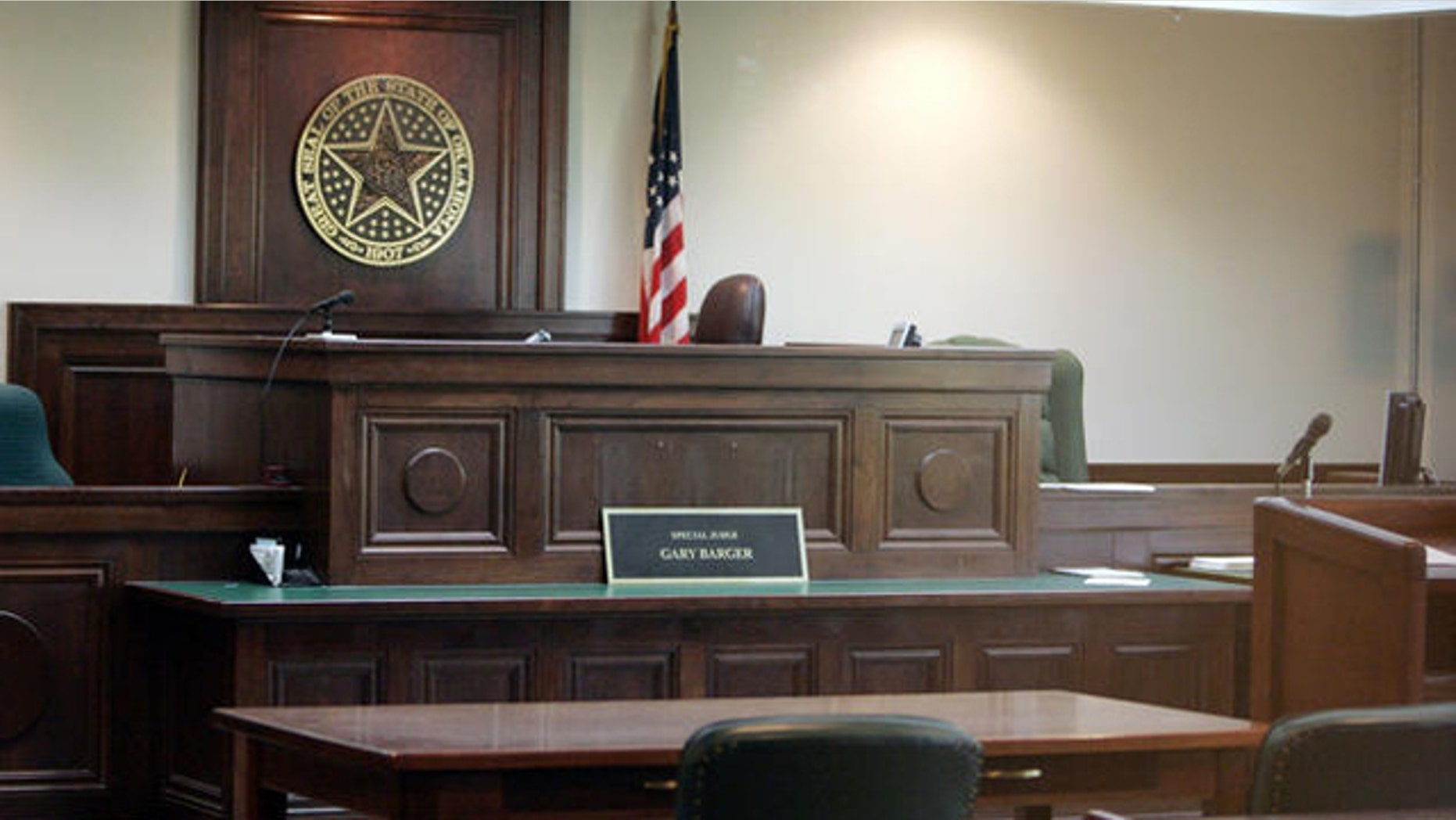 A group opposed to 'Islamofascism' has launched a media blitz in Oklahoma supporting a state constitutional amendment that would prohibit courts from considering Shariah or international law in their decisions.