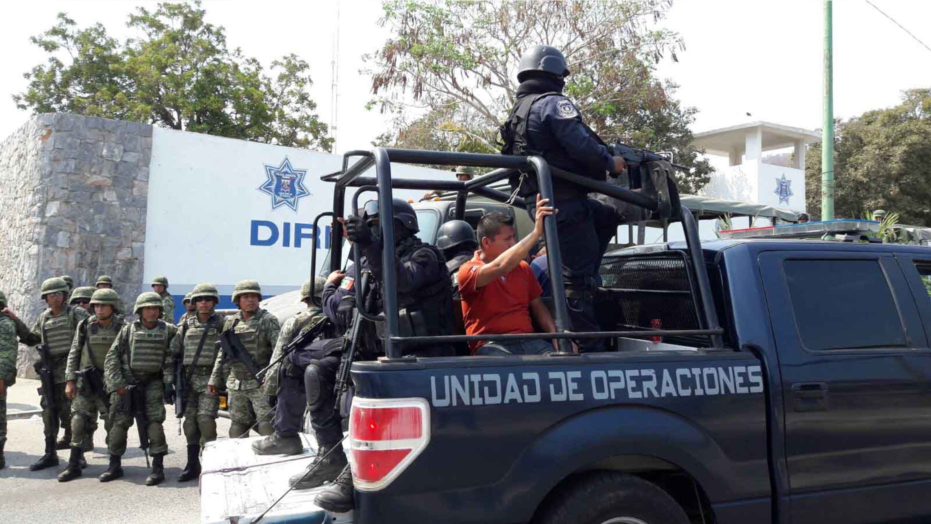 Since last week’s operation, the Pacific resort’s municipal force has been taken off duty, leaving the state police and Mexican military to patrol the streets.