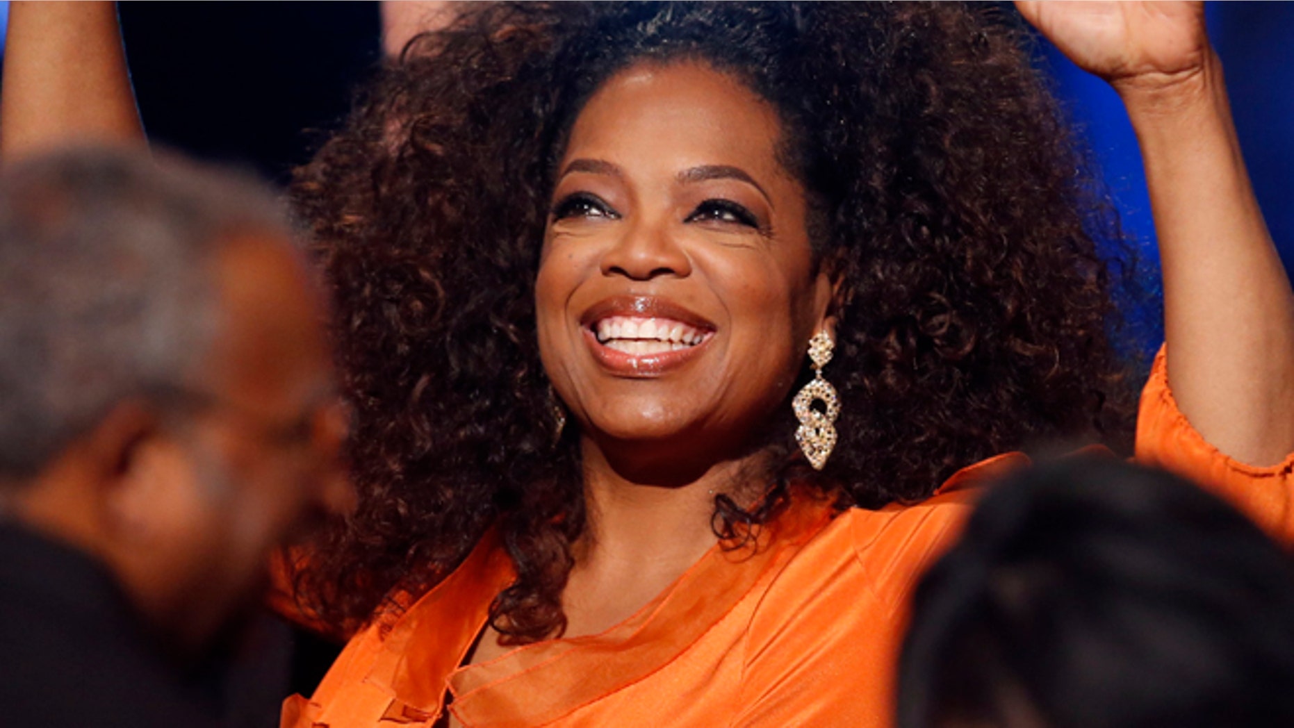 Oprah Winfrey may team up with fellow billionaires to make a bid for the Clippers.