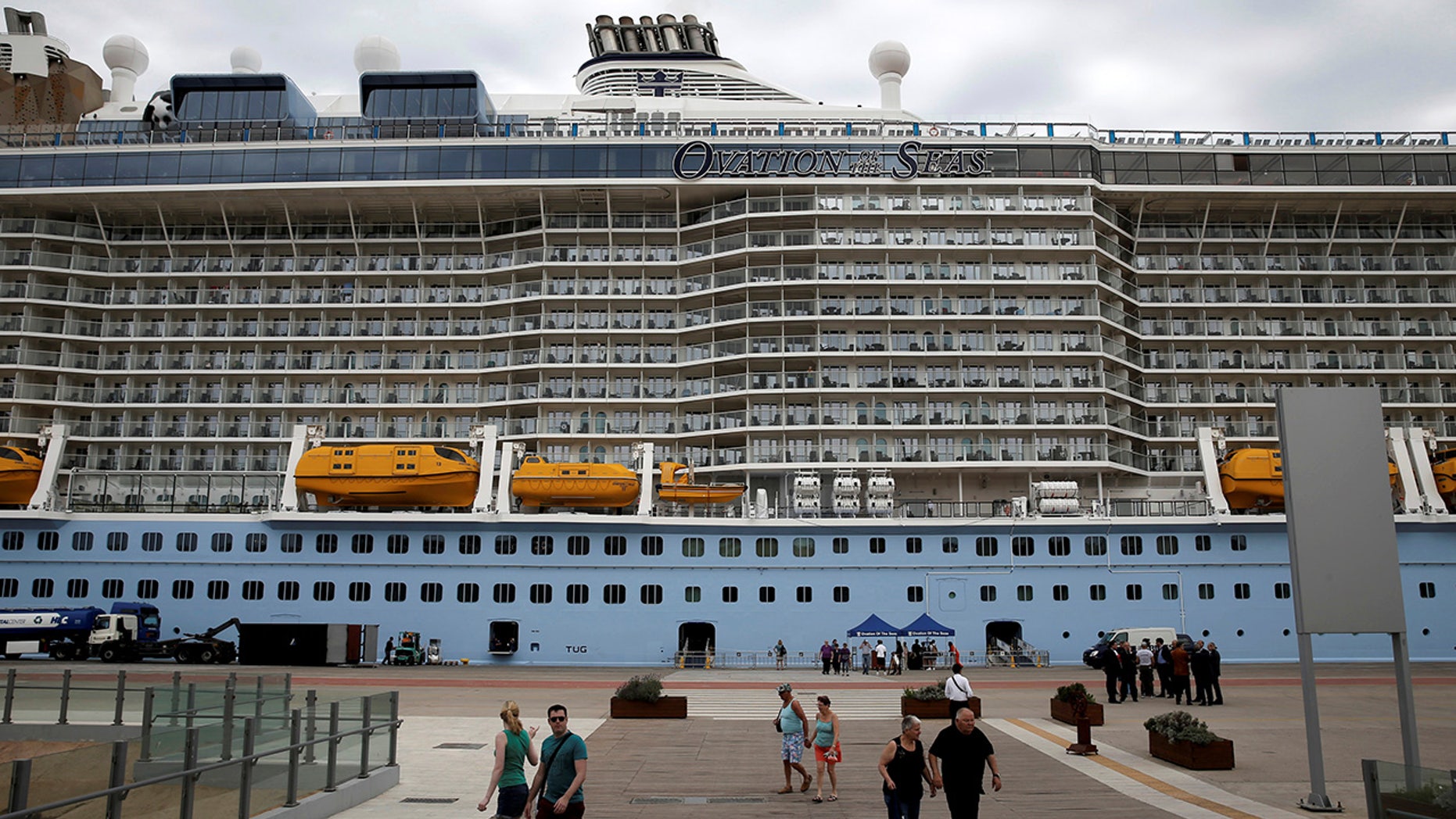 The restaurants aboard the ship shut down and finger food stopped being served to passengers.