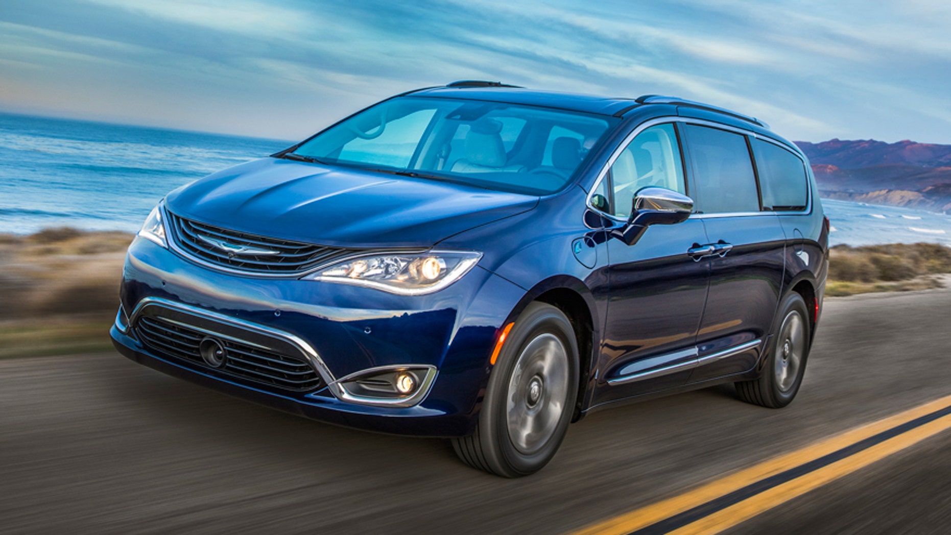 2017 Chrysler Pacifica Hybrid Test Drive Fox News 2017 Chrysler Pacifica Hybrid Test Drive