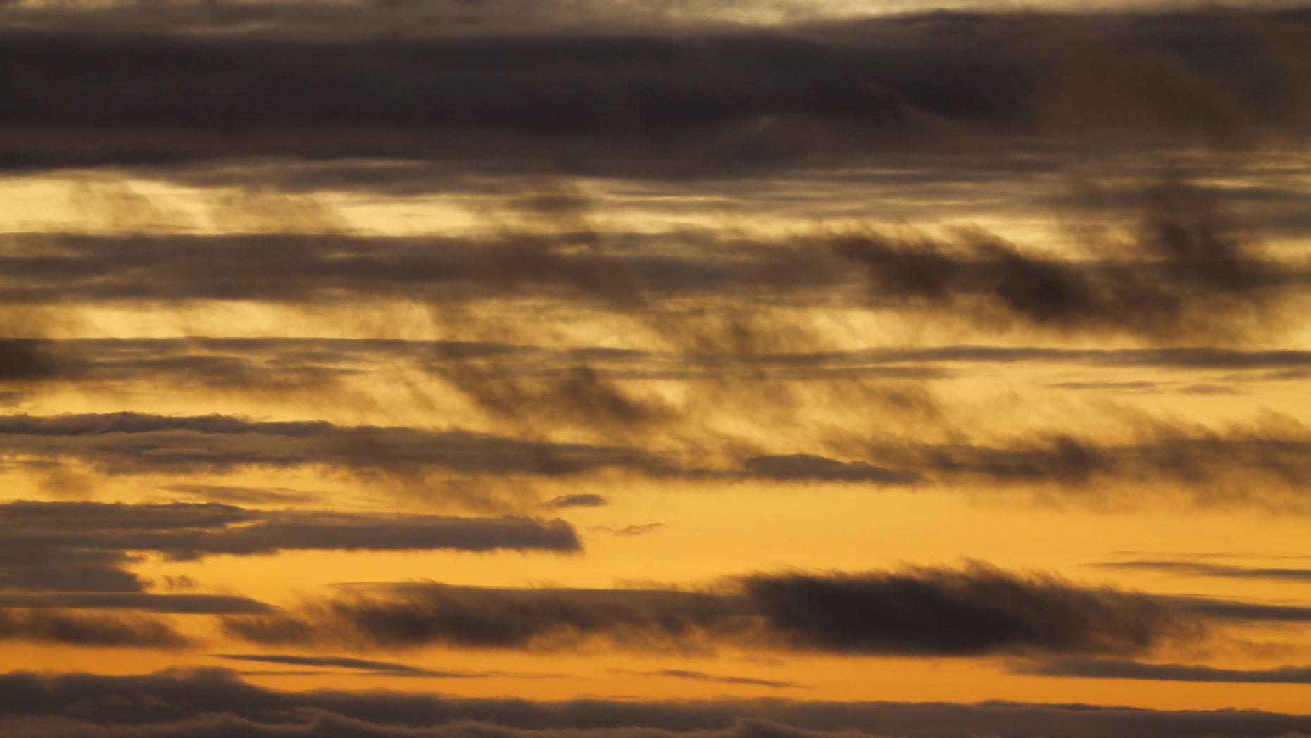 File photo - Clouds float across the Pacific Ocean after sunset in Encinitas, California Jan. 19, 2016. (REUTERS/Mike Blake)