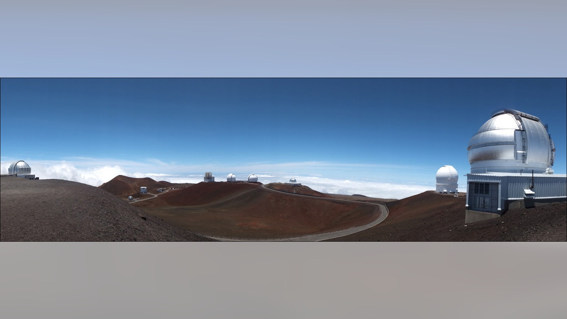 Panorama of the summit of Mauna Kea, which hosts the Subuaru telescope (Subaru Telescope, National Astronomical Observatory of Japan)