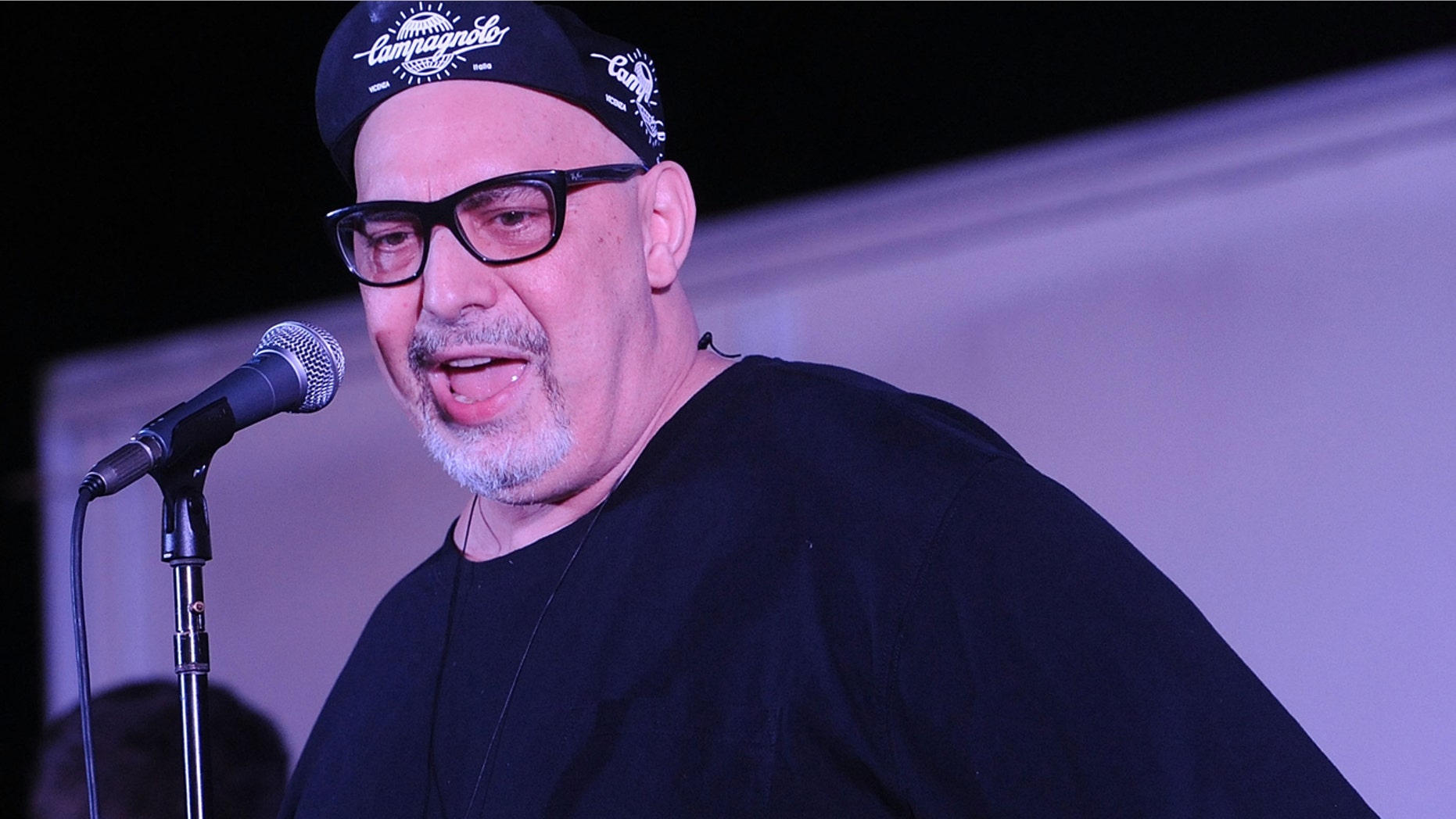 RAHWAY, NJ - AUGUST 25: Musician Pat DiNizio of The Smithereens performs 10,000 Manics & The Smithereens In Concert at Union County Performing Arts Center on August 25, 2016 in Rahway, New Jersey. (Photo by Bobby Bank/WireImage)
