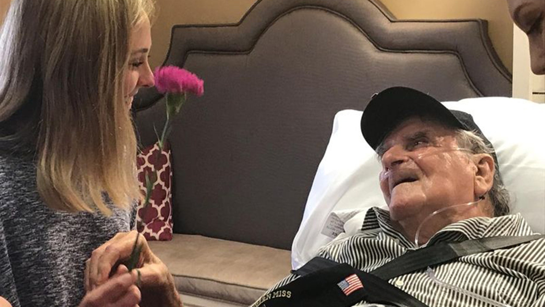 The sisters of Phi Mu Sorority at the University of Southern Miss granted a final wish of 92-year-old Navy veteran Paul Sonnier to dance with a beautiful woman.