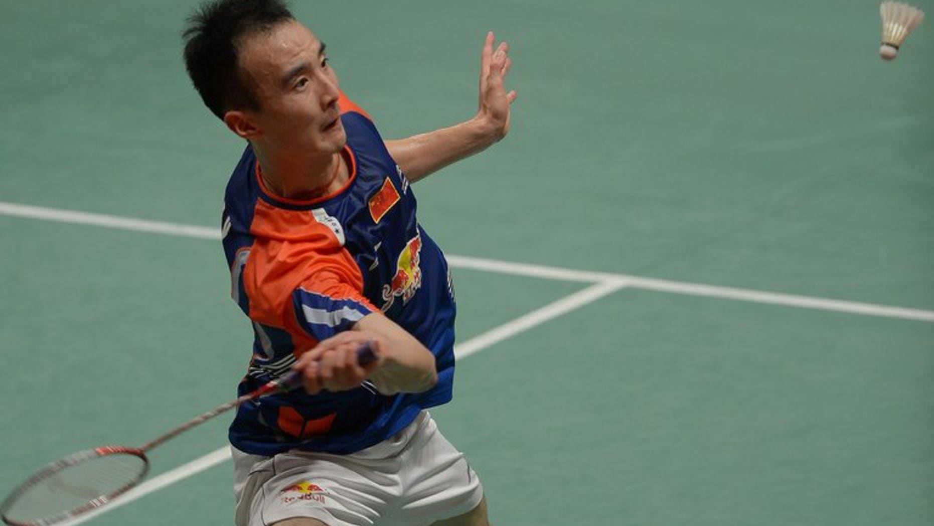 Du Pengyu of China plays a shot during an Indonesia Open match in Jakarta, on June 13, 2013. Du is the men's top seed at this year's Singapore Open, while Olympic champion Li Xuerui leads the women's seedings.