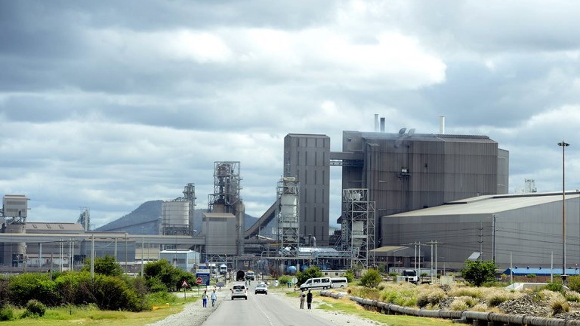 Anglo American Platinum mine in Rustenburg, northwest of Johannesburg, pictured on January 16, 2013. Thousands of workers at the world's top platinum producer have returned to work after a brief wildcat strike, the company said on Tuesday.