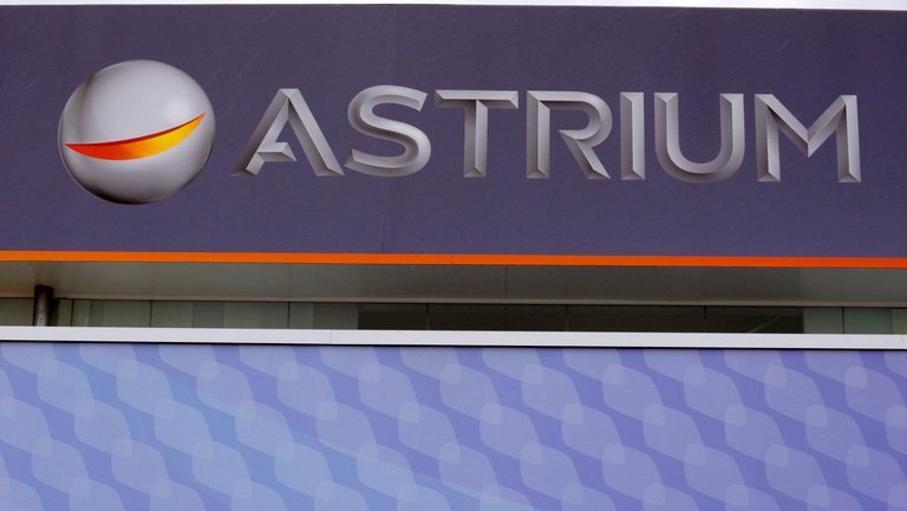 The United Arab Emirates ordered two military surveillance satellites from France on Monday, in a deal worth more than 700 million euros ($913.2 million). The two satellites will be built by Astrium, the space division of EADS, and Thales Alenia Space, a joint venture between French Thales and Italian Finmeccanica.
