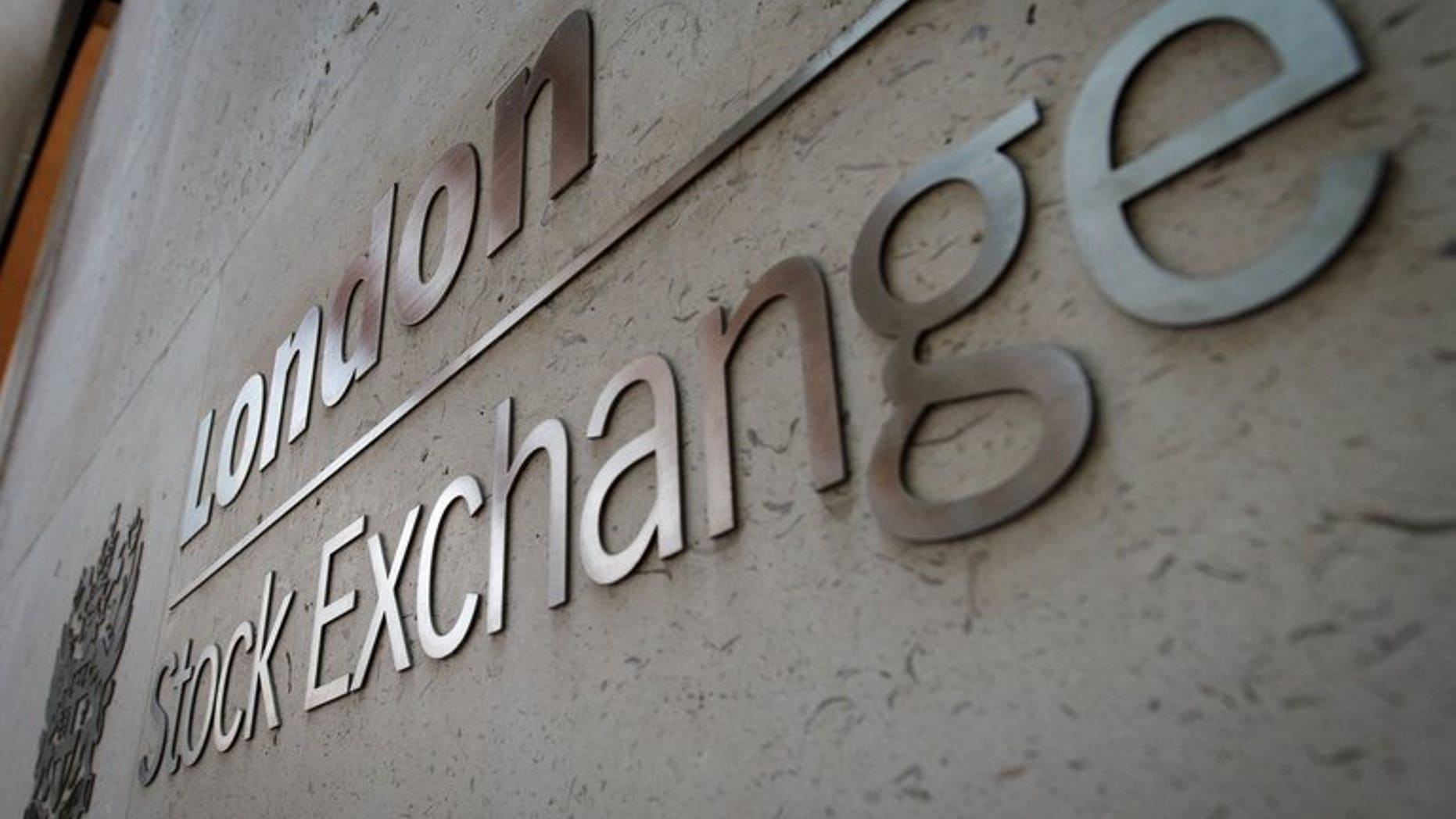 The London Stock Exchange building in central London, pictured on March 7, 2013. London equities fell at the start of trading on Thursday, with the benchmark FTSE 100 index dipping 0.04 percent to 6,617.88 points.