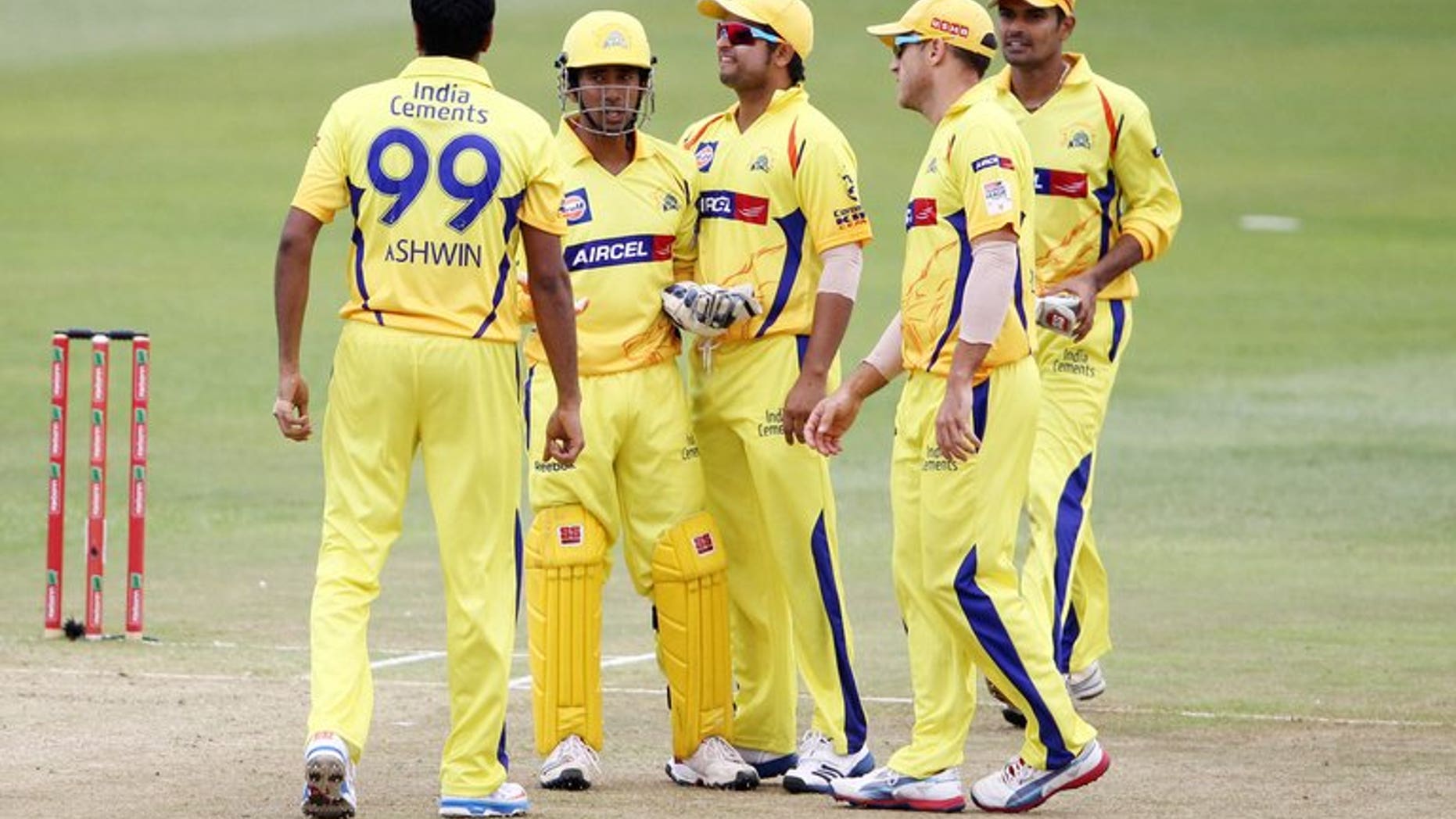 This file photo shows Chennai Super Kings players, during a T20 match in Durban, on October 22, 2012. A probe ordered by India's cricket chiefs into a betting scandal in the Indian Premier League has found no wrong-doing, allowing the the return of BCCI president N. Srinivasan, a source told AFP on Monday.
