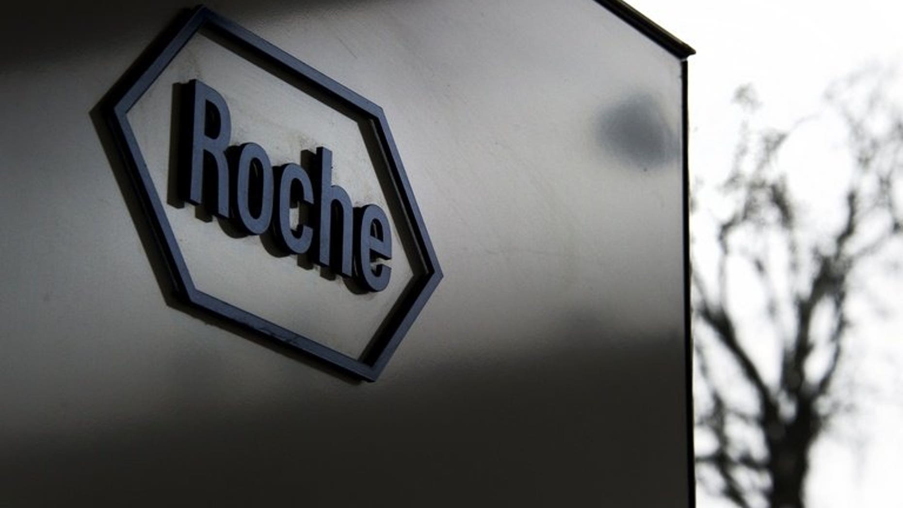 India on Monday denied revoking additional patents related to Roche Holding's breast cancer drug Herceptin, saying the Swiss giant failed to follow legal procedures so the applications lapsed.