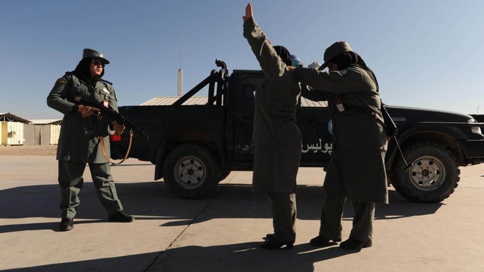 Afghan female police officers undergo training in Herat province on December 8, 2011. The top female police officer in restive Helmand province has died a day after being attacked.