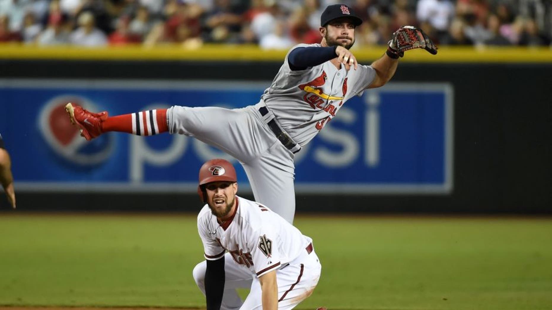 against the St Louis Cardinals at Chase Field on August 24, 2015 in Phoenix, Arizona.