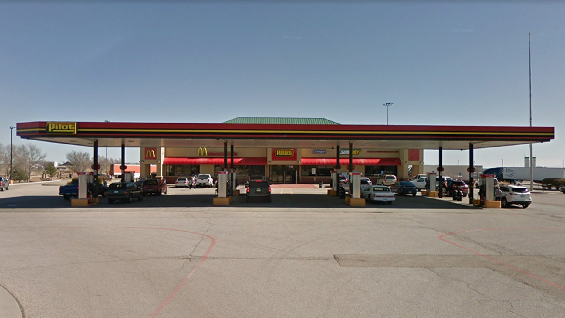 Pilot Flying J is refuting claims about the American flag not being flown at this location in Amarillo, Texas.