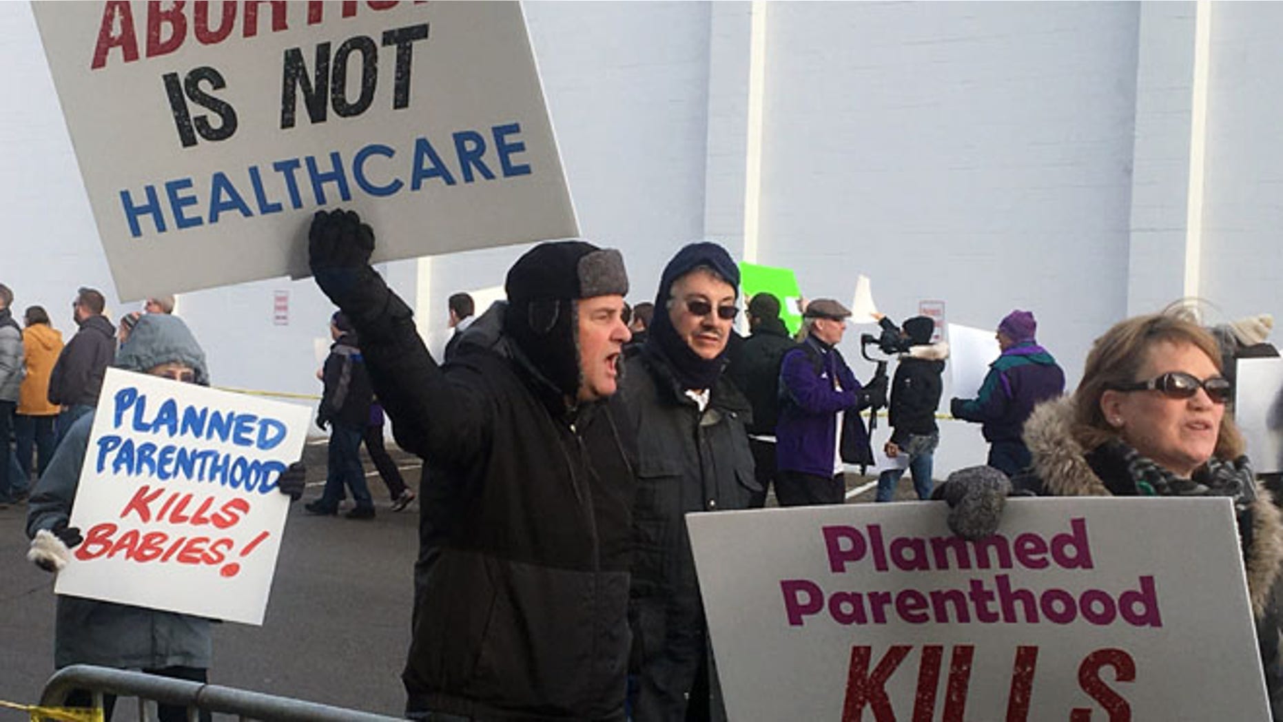 Abortion opponents rally outside Planned Parenthood in St. Paul, Minn., on Saturday.