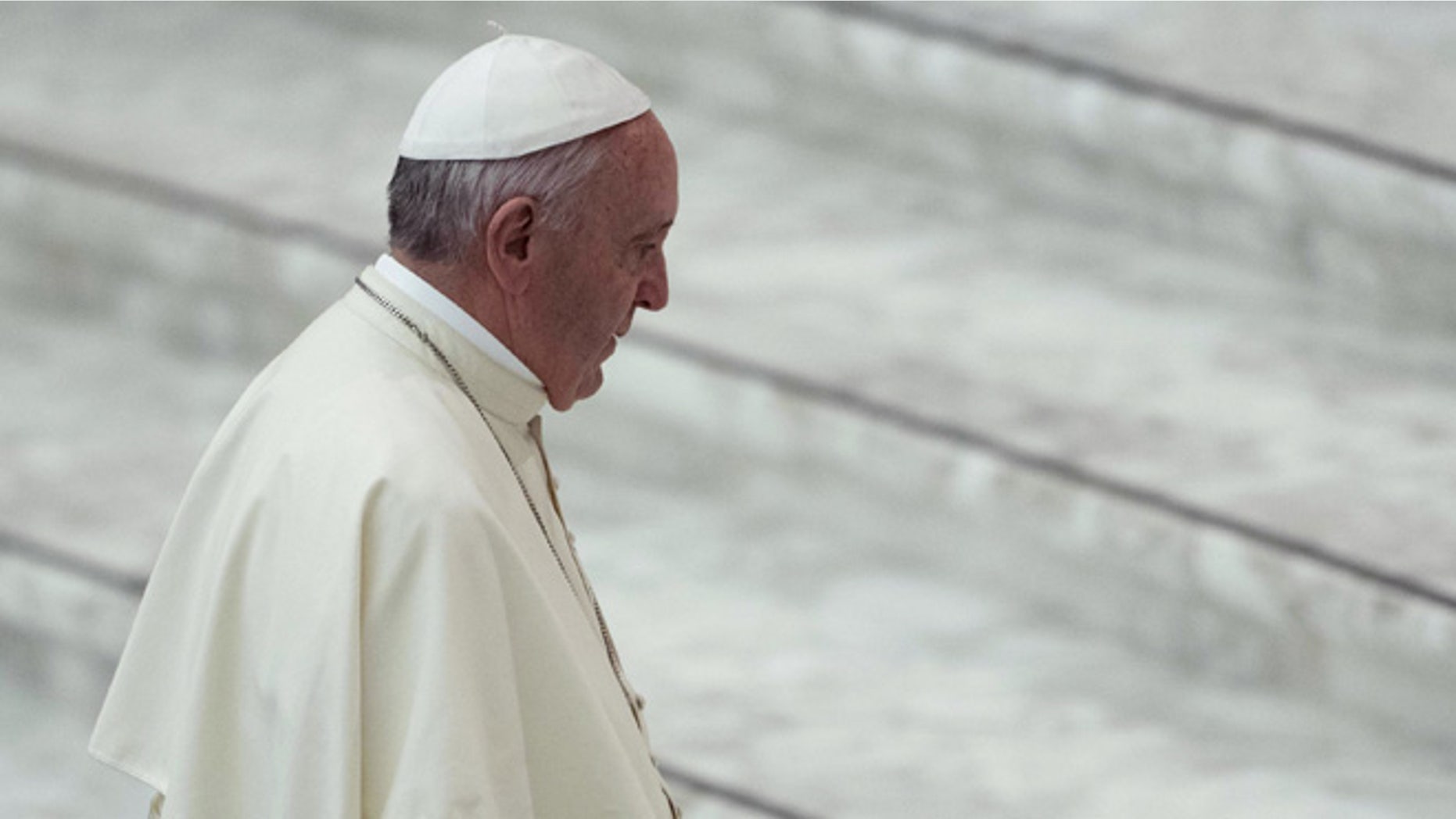Pope Francis arrives for his weekly general audience at the Vatican, Wednesday, Aug. 17, 2016. (Giorgio Onorati/ANSA via AP)