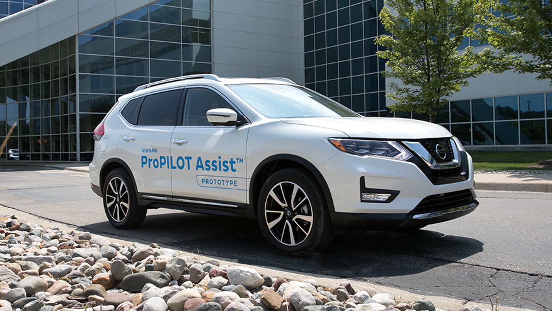 FARMINGTON HILLS, Mich. (July 21, 2017) â Earlier this week, for the first time on public roads in the U.S., Nissan put media behind the wheel to experience its ProPILOT Assist technology, which will be available to customers later this year. ProPILOT Assist reduces the hassle of stop-and-go driving by helping control acceleration, braking and steering during single-lane highway driving.