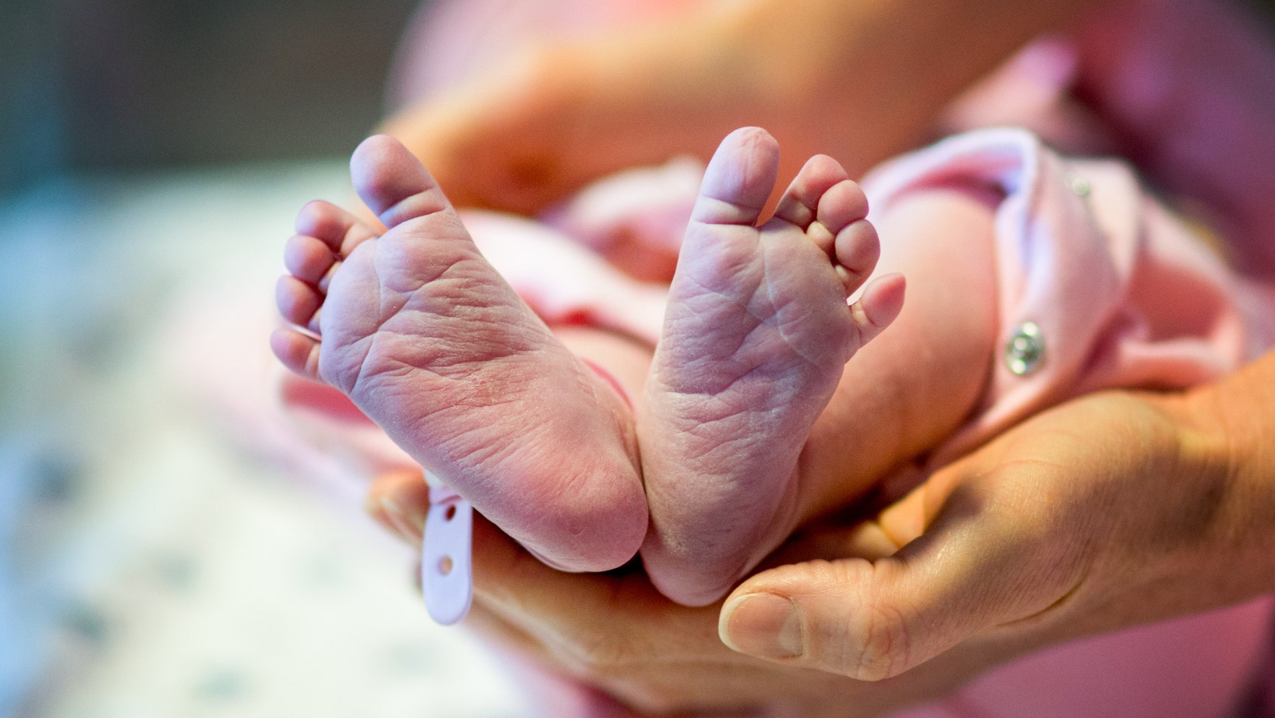 preemie feet