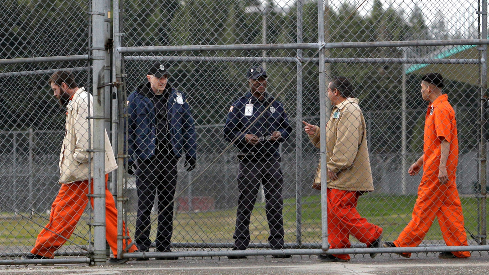Some Washington State Prisoners Mistakenly Freed Early Committed New Crimes Officials Say Fox