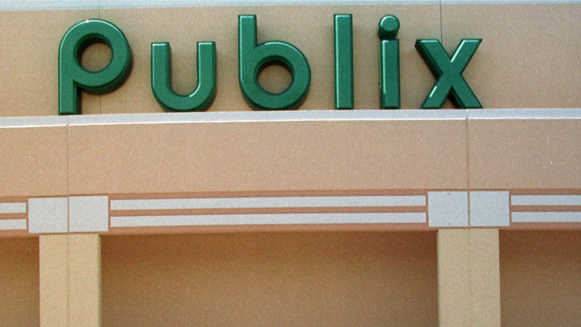 370990 07: ****EXCLUSIVE**** (MAGS MUST CALL) The grocery store Publix where George Trofimoff worked in Viera, Florida June 15, 2000. Trofimoff, of Melbourne, Florida, was arrested on charges that he engaged in a 25-year-long conspiracy to sell classified military intelligence information to the Soviet Union. (Photo by Robert King /Newsmakers)