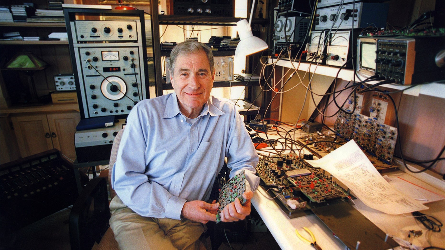 Ray Dolby in his lab