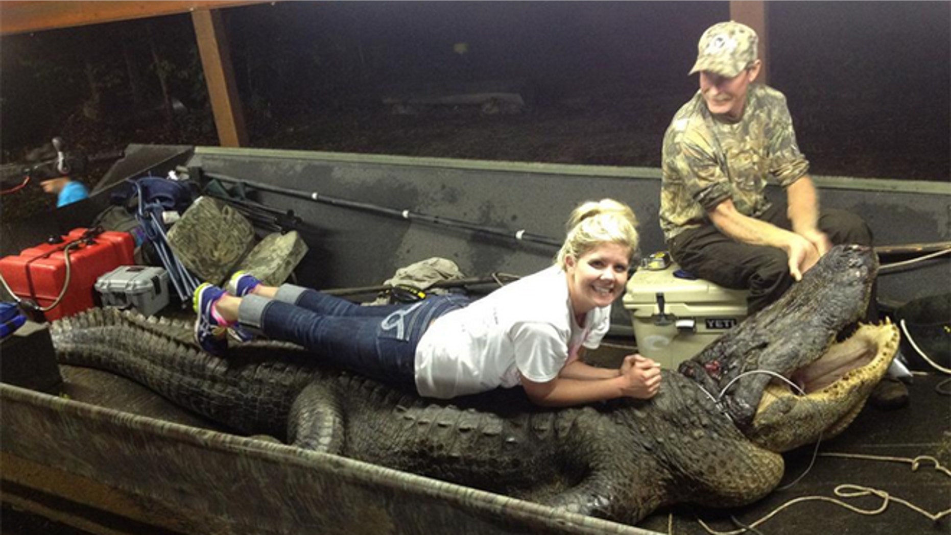 Mike Cottingham, his daughter Cassie and the giant gator.