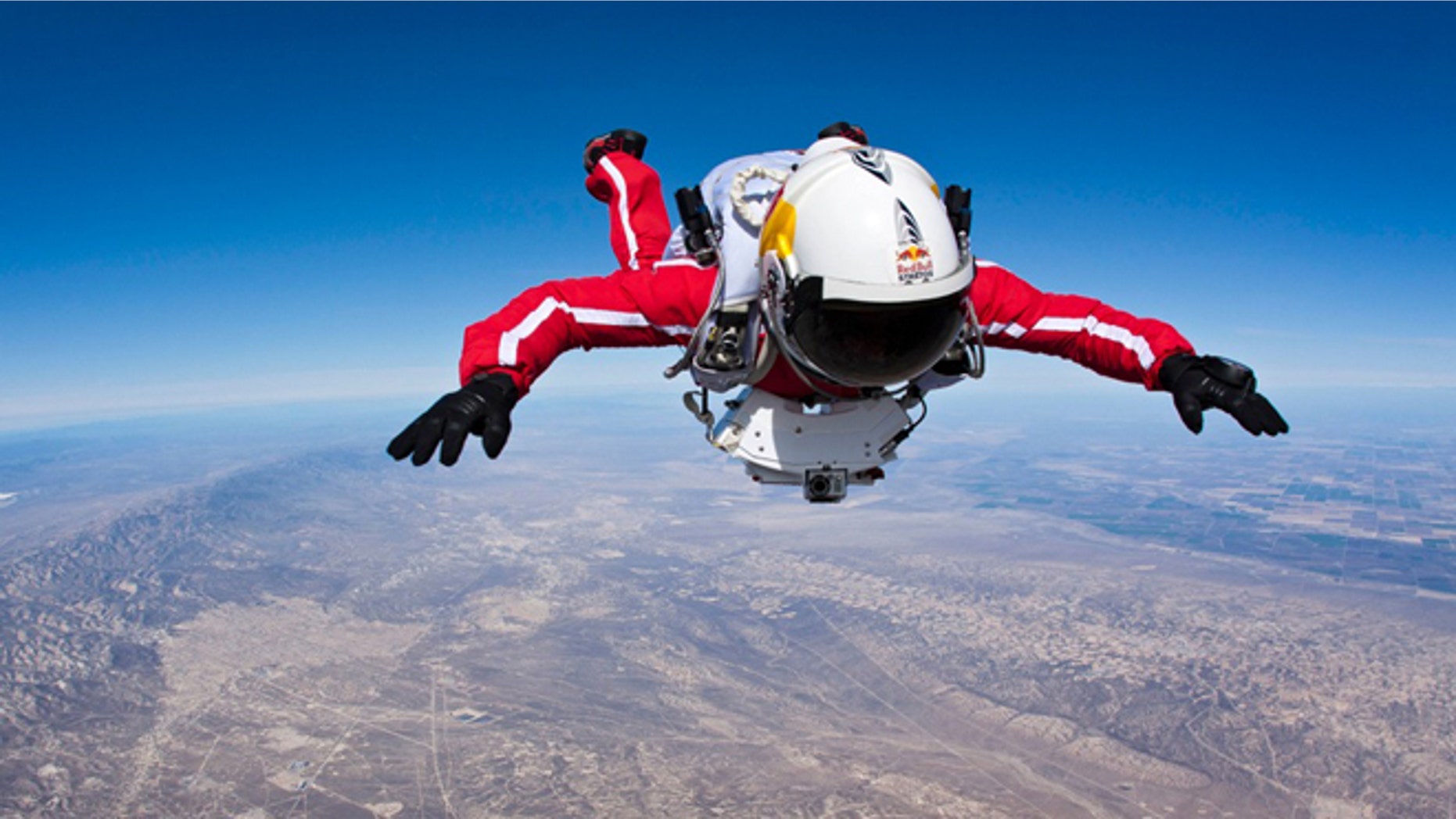 Felix Baumgartner has just completed a series of high-altitude test jumps in California to wrap up the development phase of his Red Bull Stratos project.